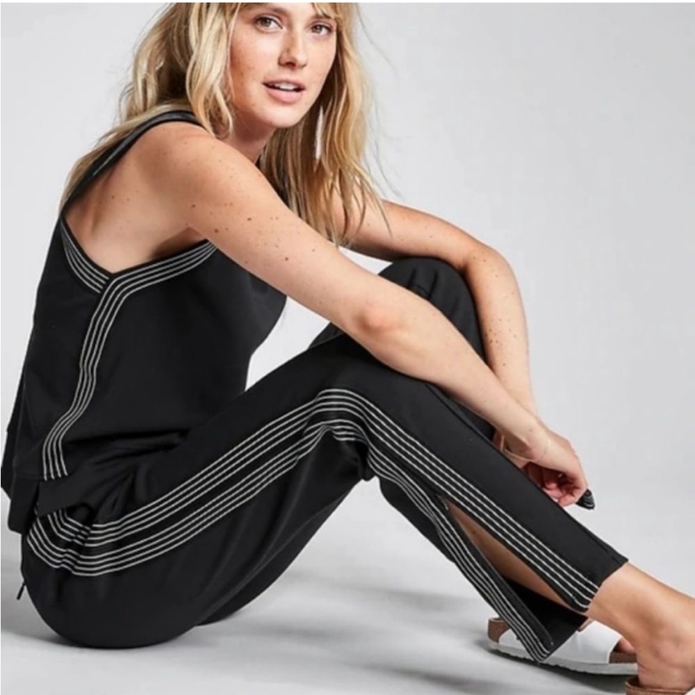 Athleta Commuter Pants Black Side Stripe Stretchy Ankle Zipper Casual L